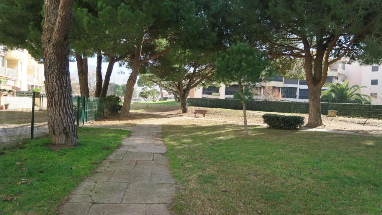 Sol-Y-Days Los Amigos, Studio 4 Couchages En Rez-De-Jardin, Avec Grande Terrasse Et Parking, A 250M De La Plage Le Grau-du-Roi Exteriör bild